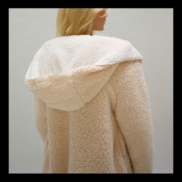 BDG Carmella Teddy jacket size M/L - Picture 2 of 14